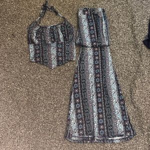Floral print flair pants and tie top set